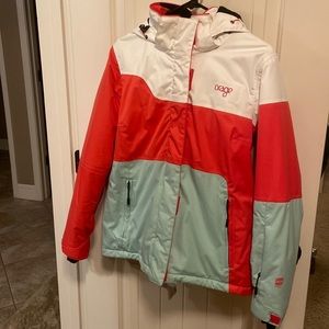 Orage Skiing/Snowboarding jacket. Poppy, robins egg blue, and white. Size M